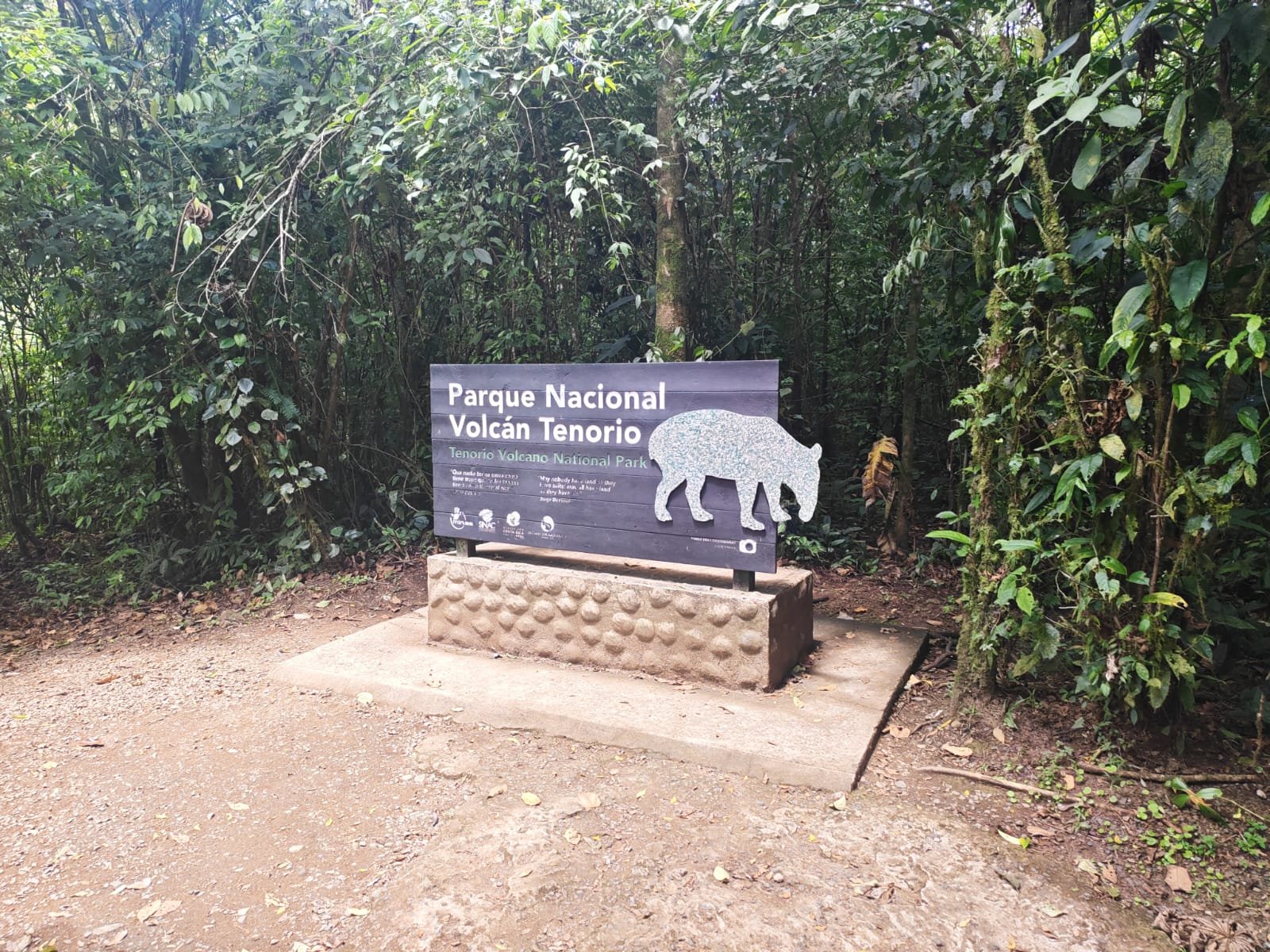 Entrada al Parque Nacional Volcán Tenorio