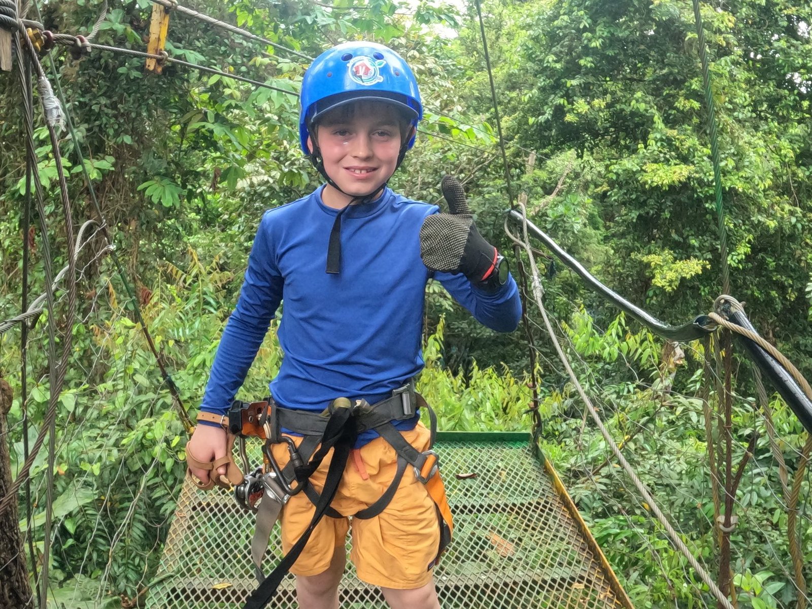Plataforma de canopy en la selva